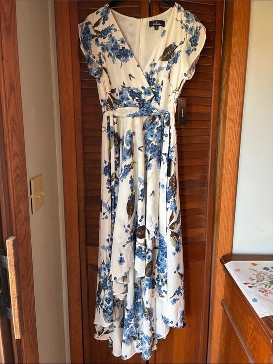 Lulus Dresses & Skirts - Lulus French Countryside White Floral Print High-low Dress Blue - Size S